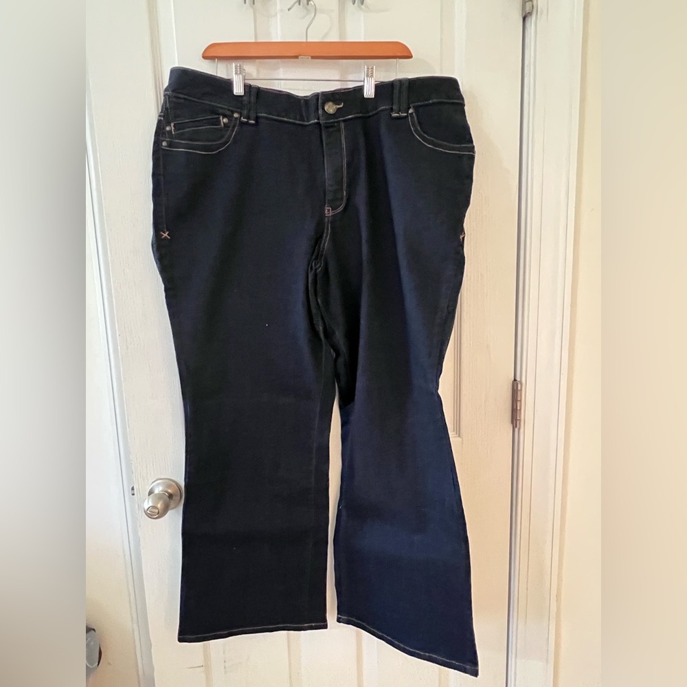 NWT Lane Bryant Dark wash bootcut Jeans. Size 22 petite Right fit technology